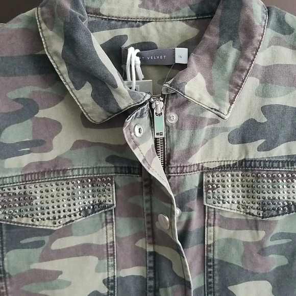 Mint Velvet Camo Utility Jacket — Modern Military Style - Picture 3 of 5